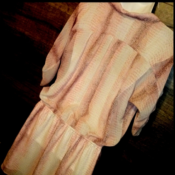 Kaya Di Koko Dress Size M Pink Snakeskin NWOT - Picture 12 of 16